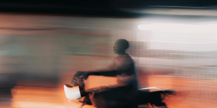 Agra News: 10 चोरी की बाइकों के साथ तीन आरोपी गिरफ्तार, शौक पूरा करने के लिए करते थे वारदात; पहले से दर्ज हैं कई मामले