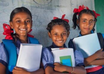 सुधार या मज़ाक? शिक्षा के नाम पर सरकार का कदम बना विवादों की जड़, अभिभावकों और छात्रों में गहरी चिंता!