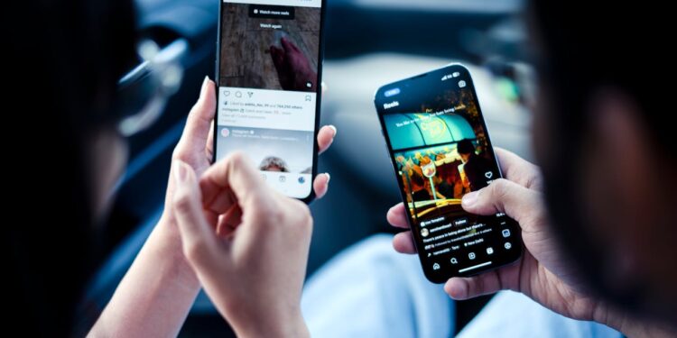 Reel bnao pese kamao